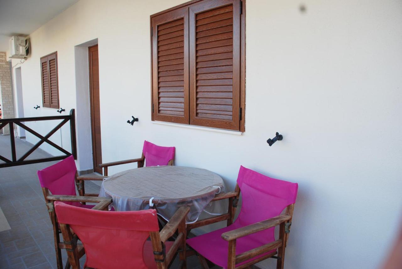 Vila Nikoleta Ierissos Bagian luar foto